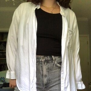 NEVER BEEN WORN White Button Down Shirt